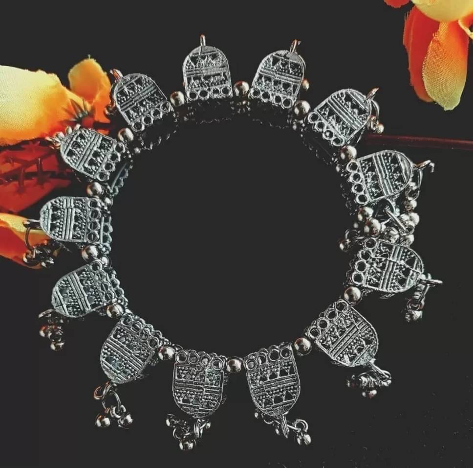 Samridhi DC Silver Bangle ( Pack of 1 ) Samridhi DC Silver Bangle ( Pack of 1 )
