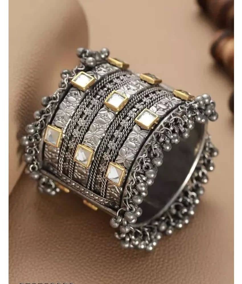 Samridhi DC Silver Cuff ( Pack of 1 ) - Bangles & Bracelets | Buy online on ZillyBuy