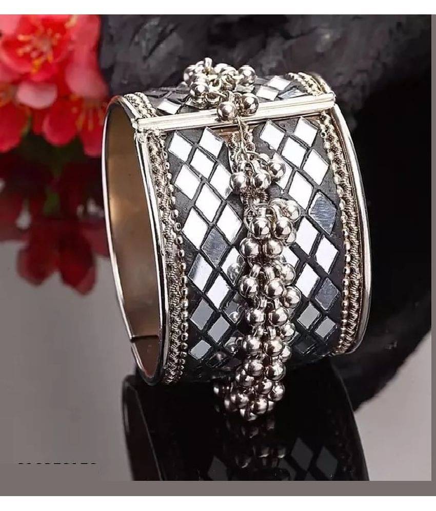 Samridhi DC Silver Cuff ( Pack of 1 ) Samridhi DC Silver Cuff ( Pack of 1 )