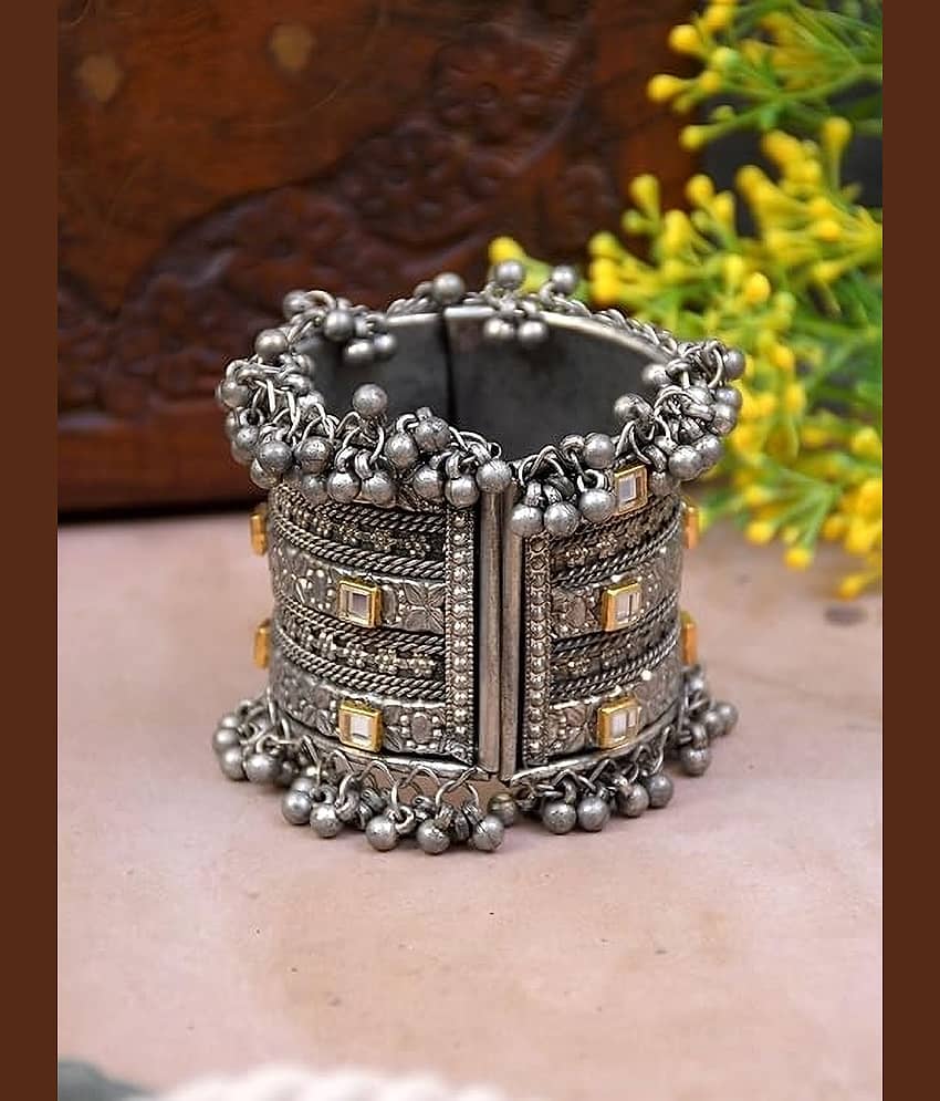 Samridhi DC Silver Cuff ( Pack of 1 ) - Bangles & Bracelets | Buy online on ZillyBuy