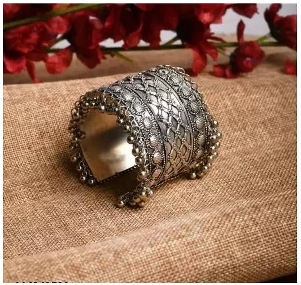 Samridhi DC Silver Cuff ( Pack of 1 ) Samridhi DC Silver Cuff ( Pack of 1 )