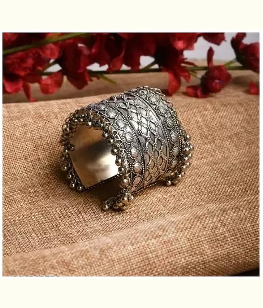 Samridhi DC Silver Cuff ( Pack of 1 ) - Bangles & Bracelets | Buy online on ZillyBuy