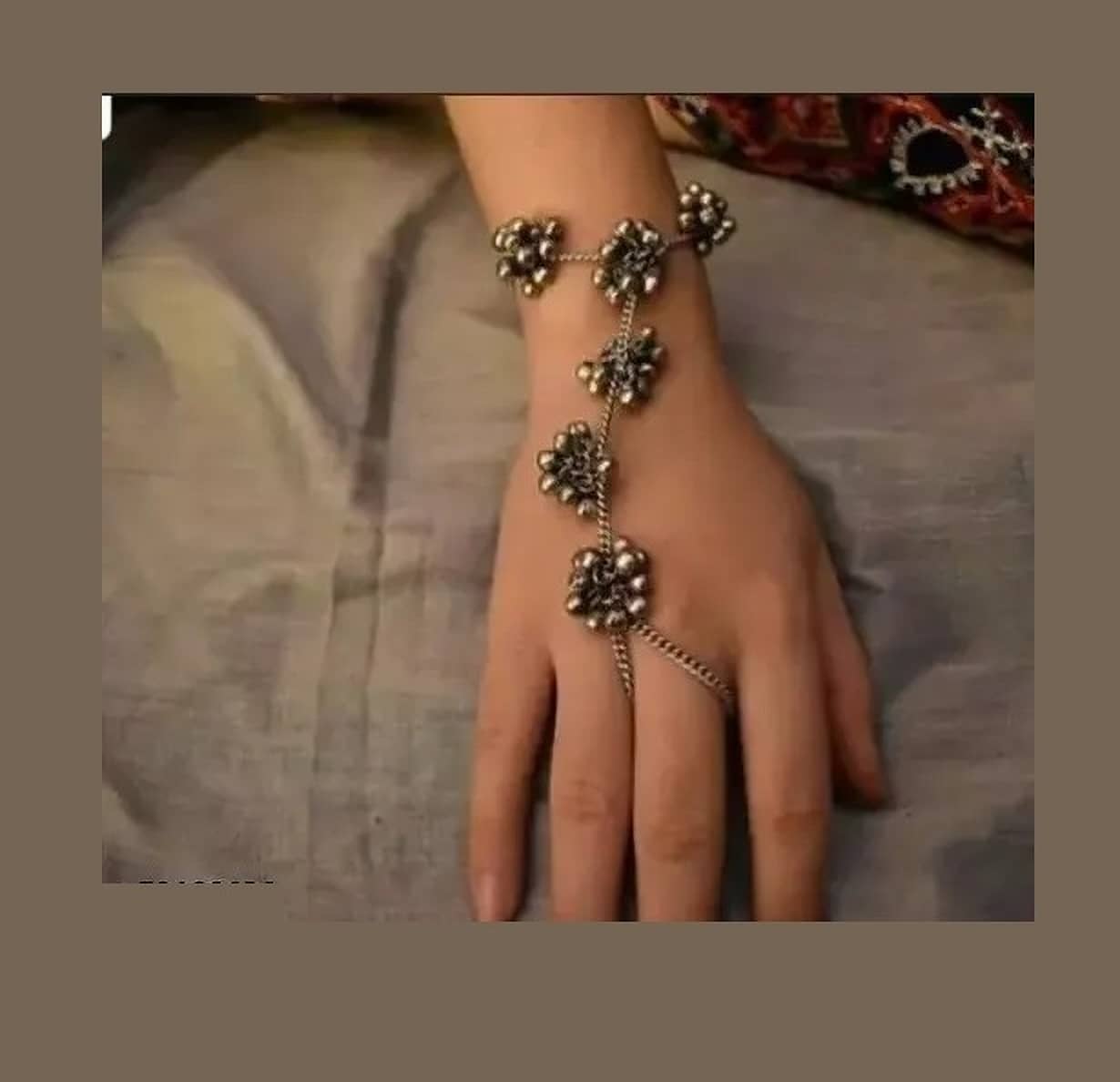 Samridhi DC Silver Cuff ( Pack of 1 ) - Bangles & Bracelets | Buy online on ZillyBuy