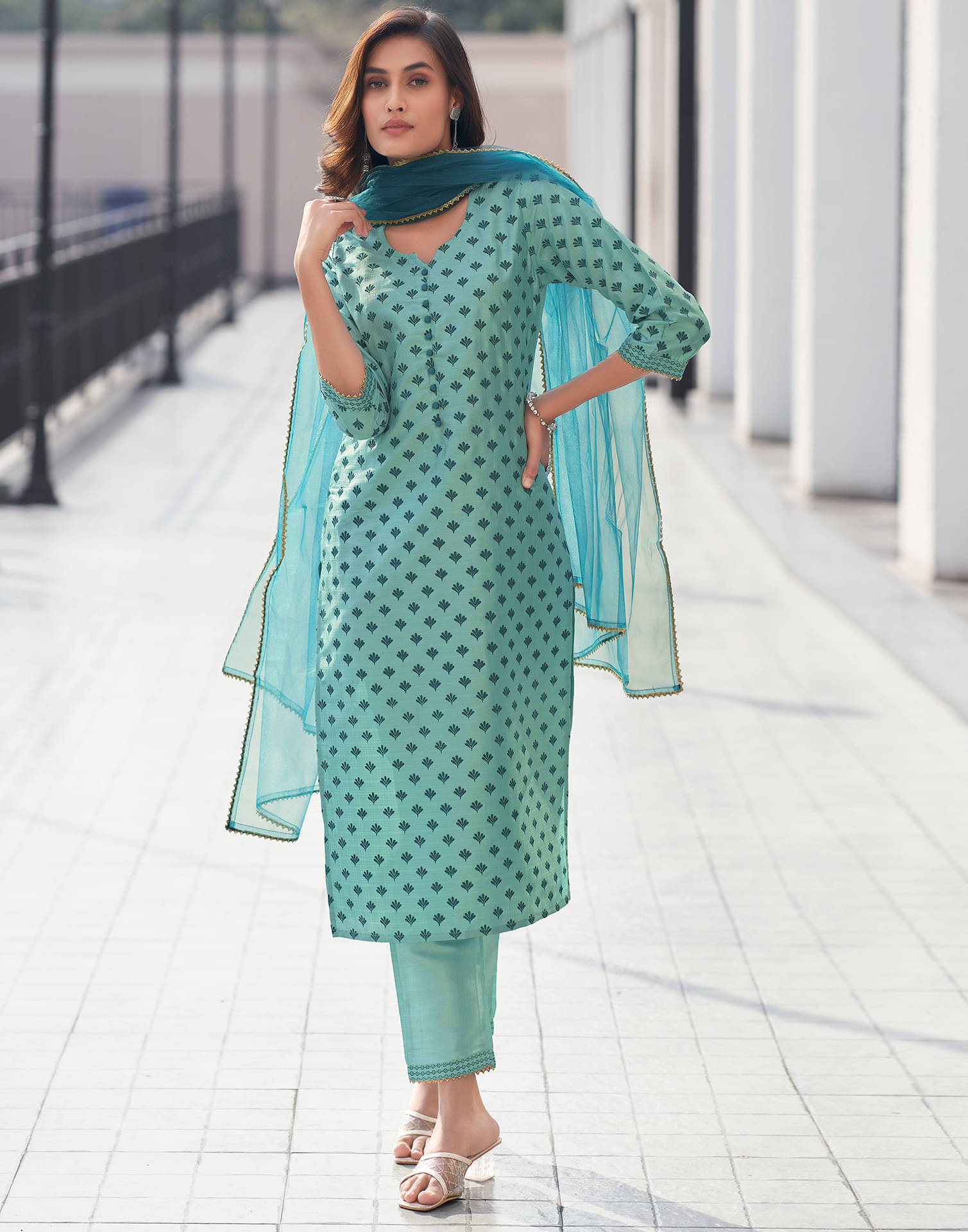 Skylee Silk Blend Printed Kurti With Pants Women's Stitched Salwar Suit - Mint Green ( Pack of 1 ) Skylee Silk Blend Printed Kurti With Pants Women's Stitched Salwar Suit - Mint Green ( Pack of 1 )
