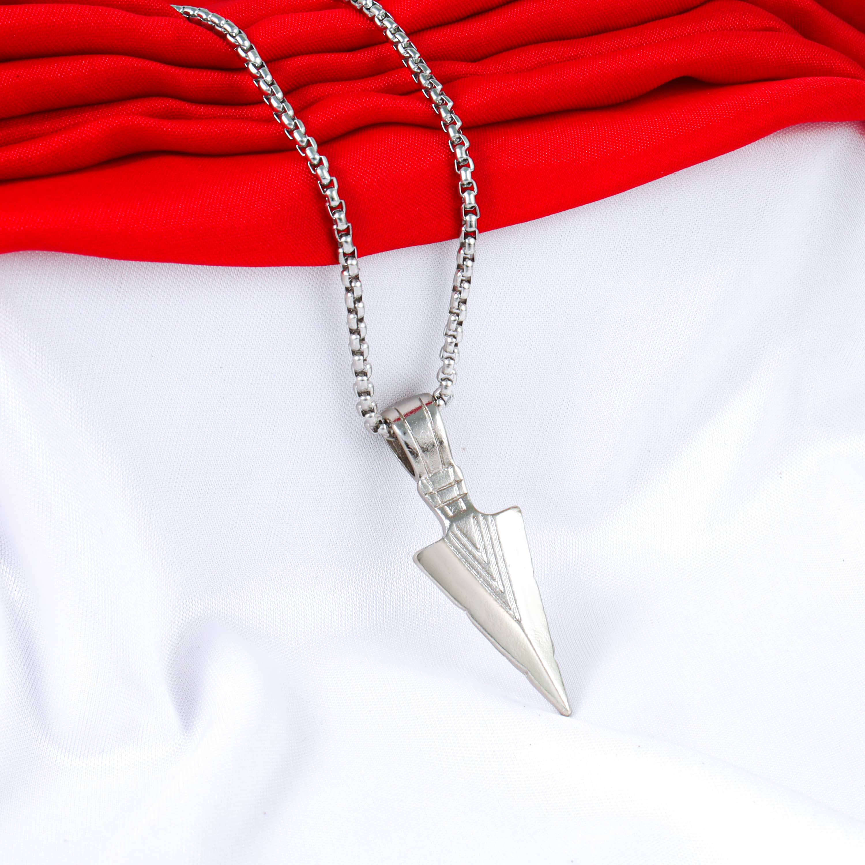 Thrillz Stainless Steel Silver Arrow Design Locket Pendant