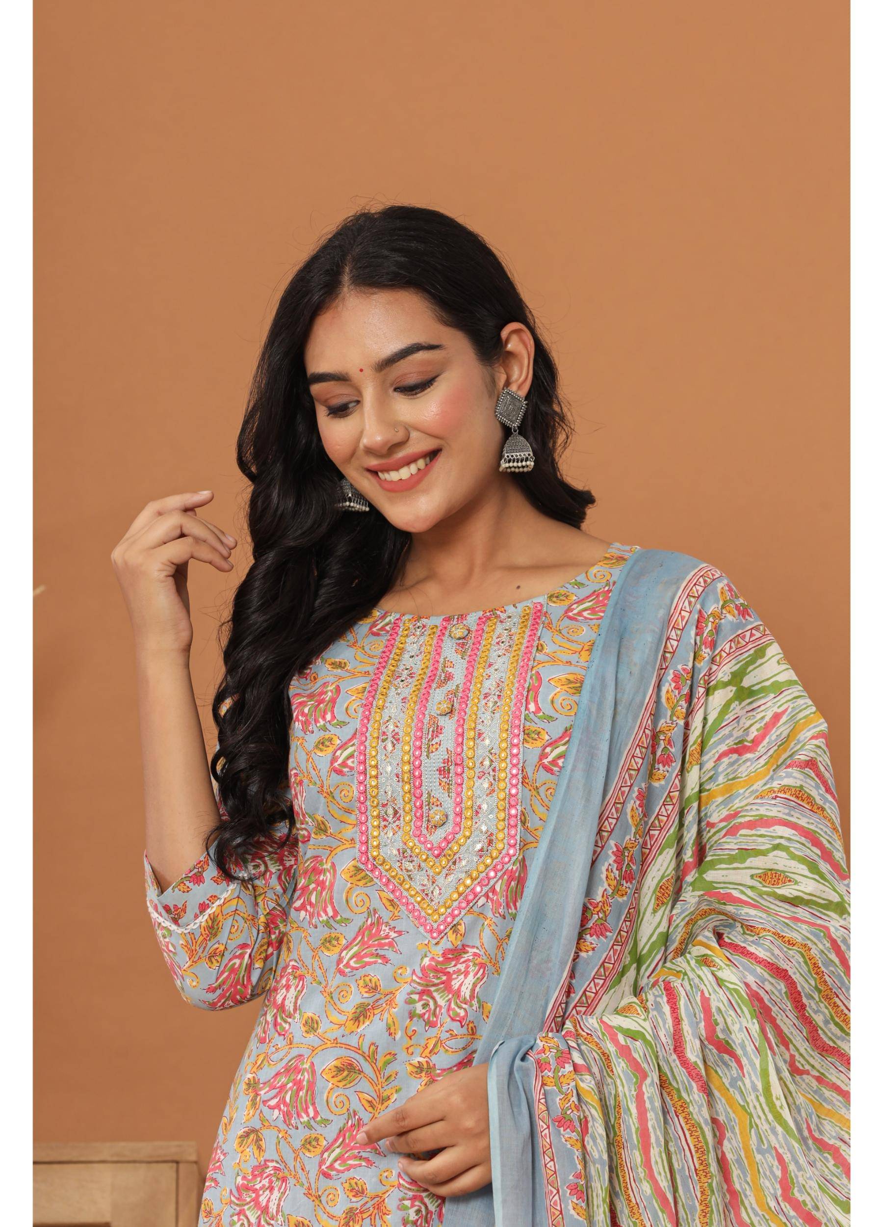 Vashineh Cotton Printed Kurti With Palazzo Women's Stitched Salwar Suit - Peach ( Pack of 1 ) Vashineh Cotton Printed Kurti With Palazzo Women's Stitched Salwar Suit - Peach ( Pack of 1 )