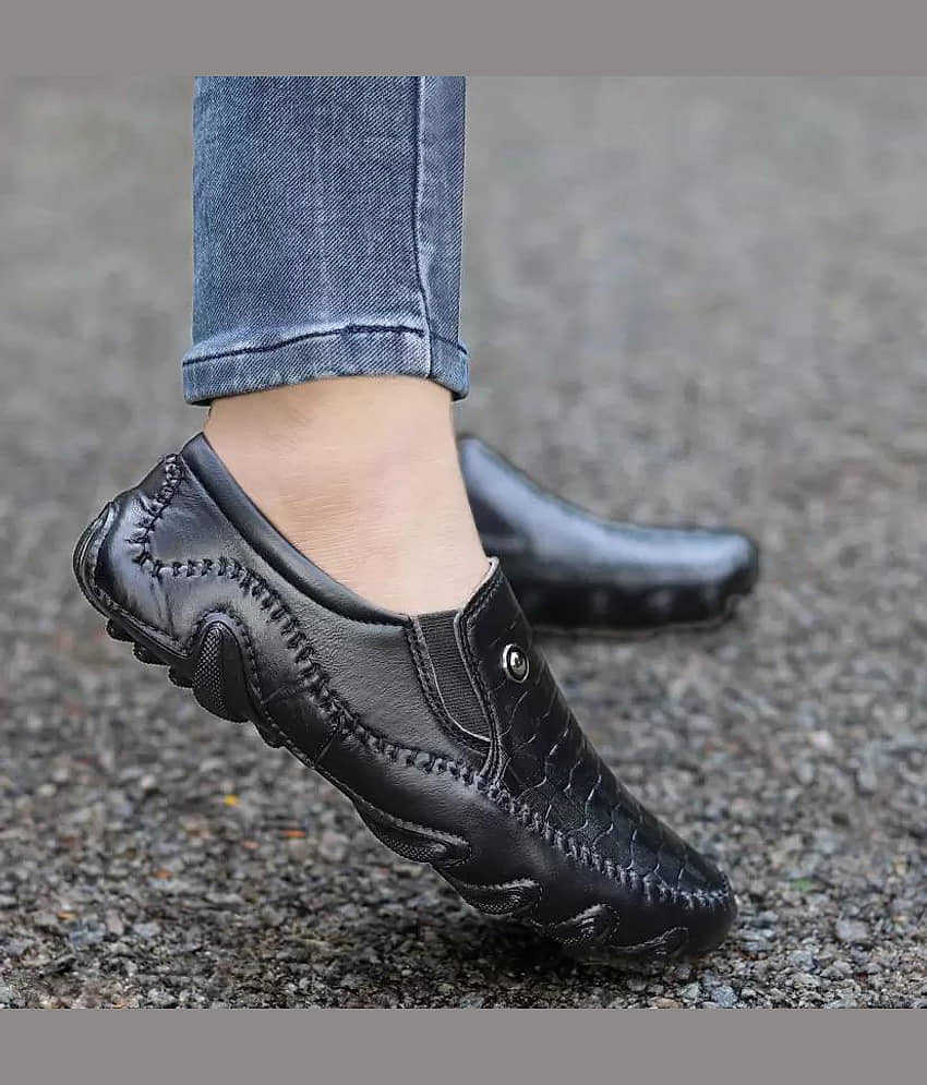 Akiko Black Men's Slip on - Formal Shoes | Buy online on ZillyBuy