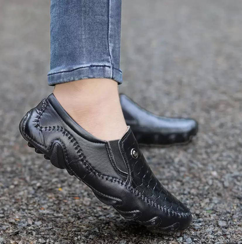     			Akiko Black Men's Slip on