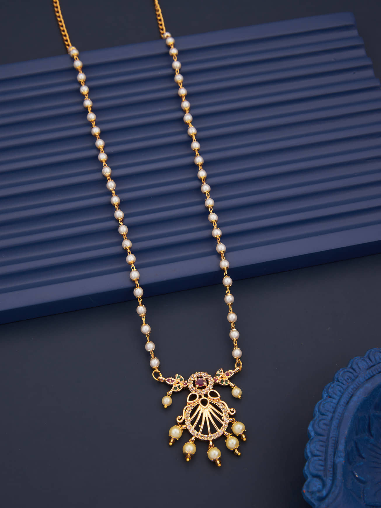 ROFARWORD Gold Brass Necklace ( Pack of 1 )