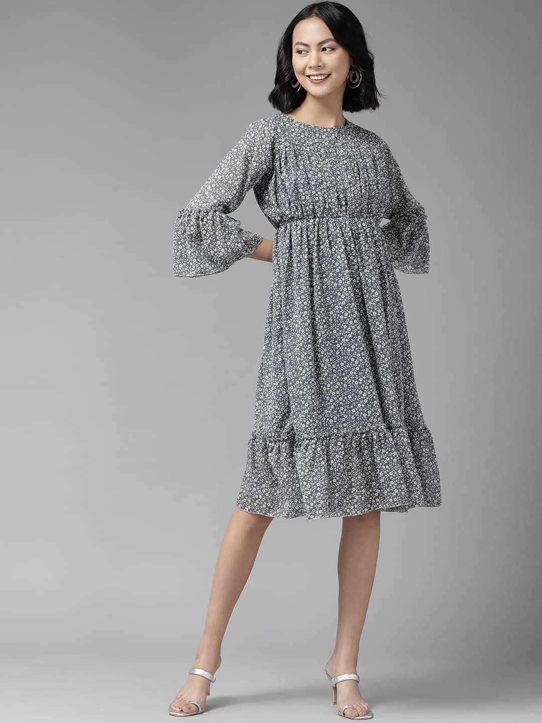     			Aarika Women Georgette Printed A-line Dress ( Light Grey )