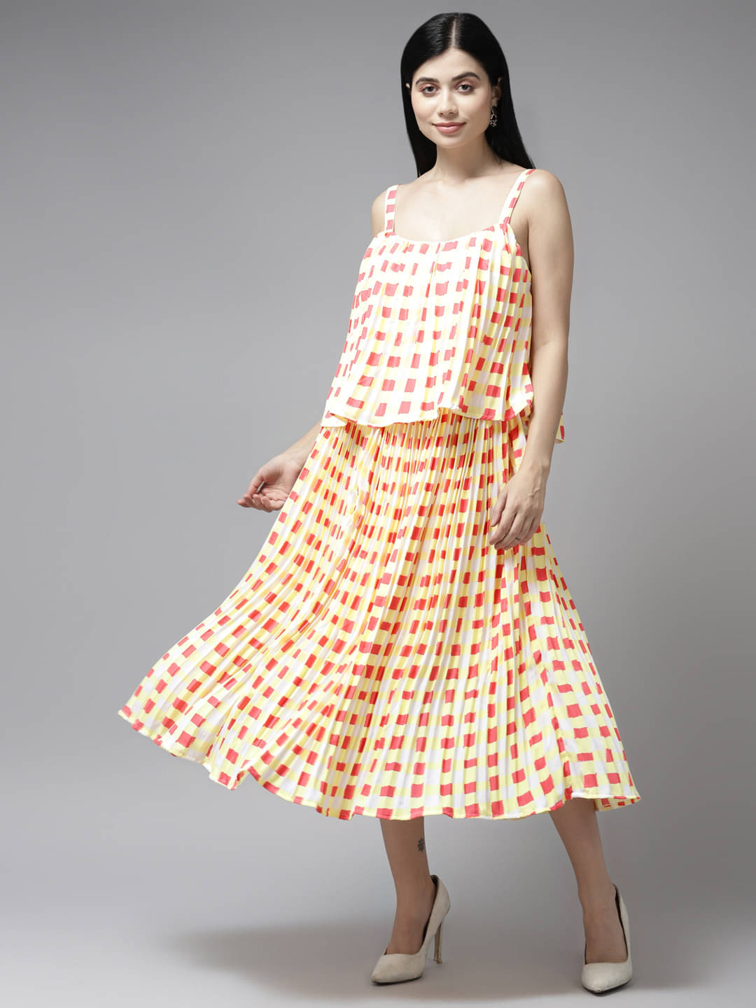 Aarika Women Georgette Printed Fit & Flare Dress ( Yellow ) Aarika Women Georgette Printed Fit & Flare Dress ( Yellow )