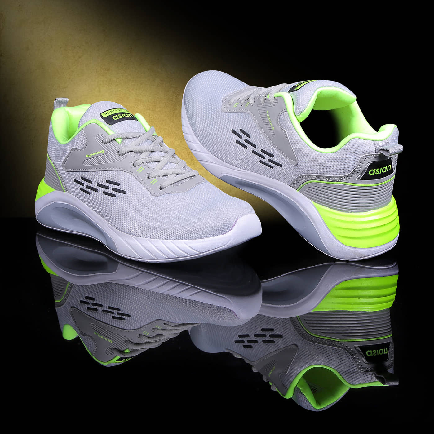 Sparx SM-508 Black Running Shoes