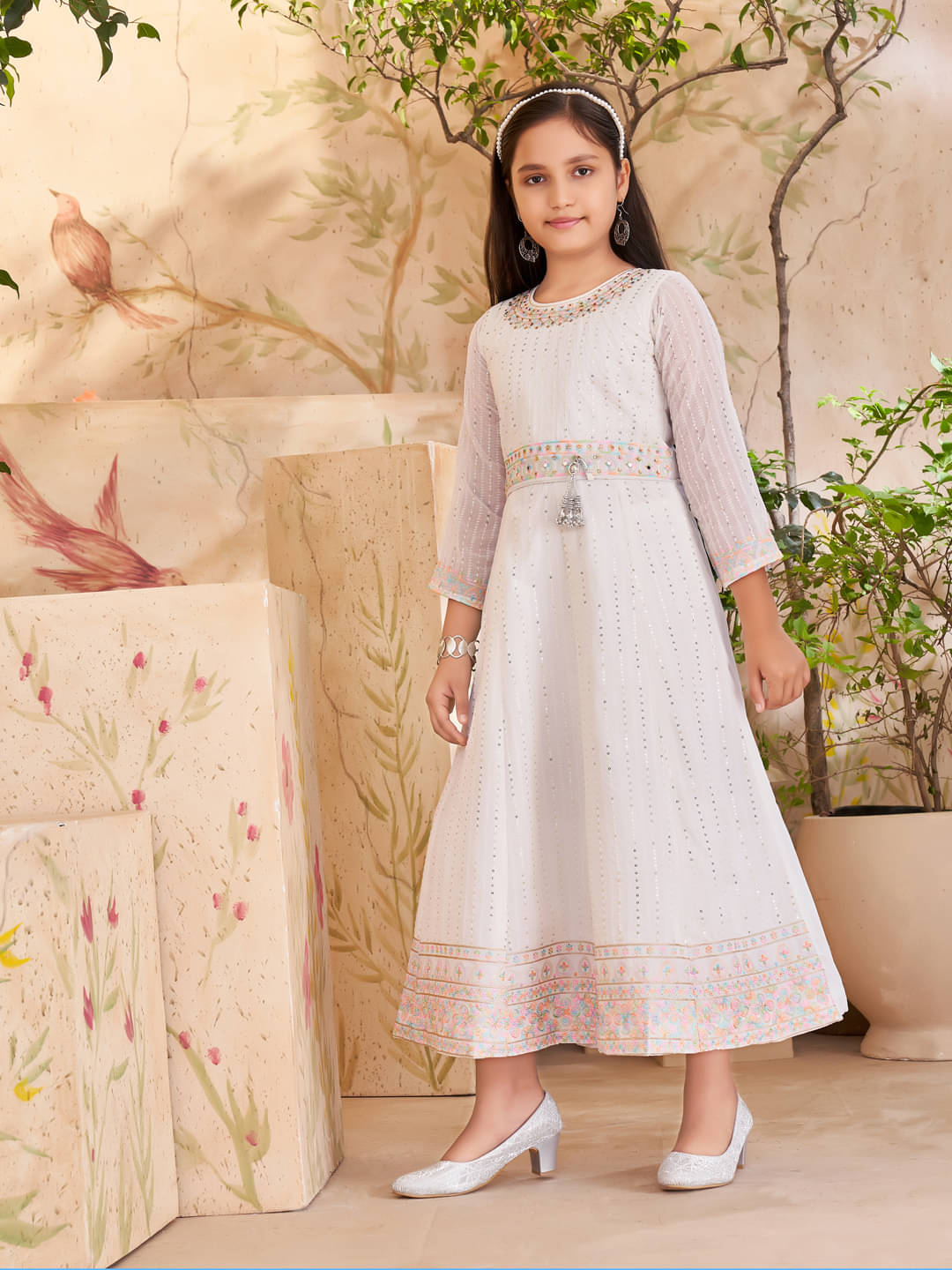     			Aarika Georgette Fit And Flare Dress For Girls ( Pack of 1 , Cream )