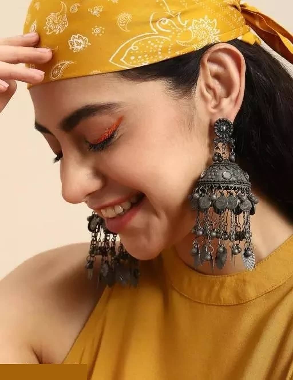 Samridhi DC Silver Jhumki Earrings ( Pack of 1 ) - Earrings | Buy online on ZillyBuy