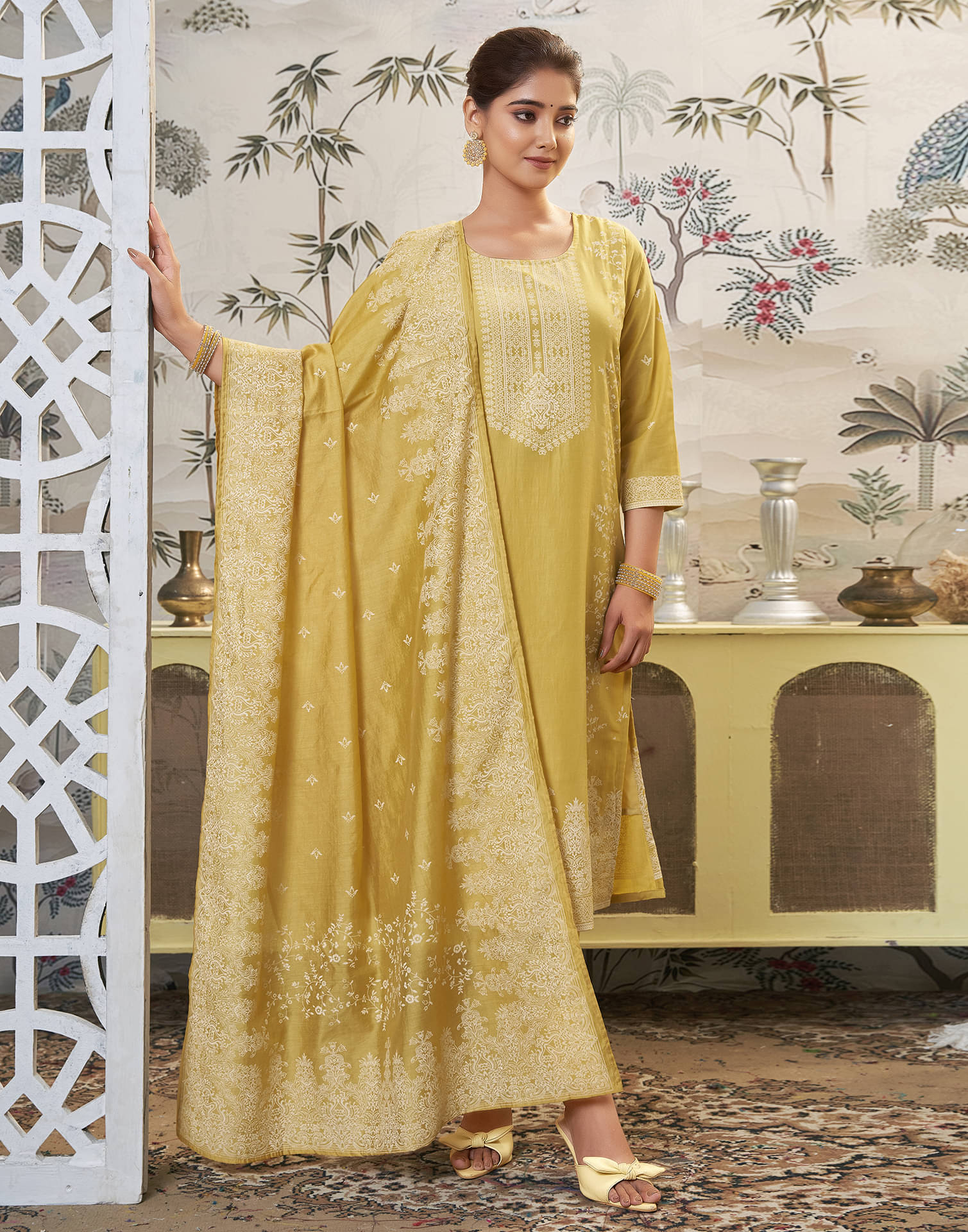     			Skylee Chiffon Printed Kurti With Pants Women's Stitched Salwar Suit - Yellow ( Pack of 1 )