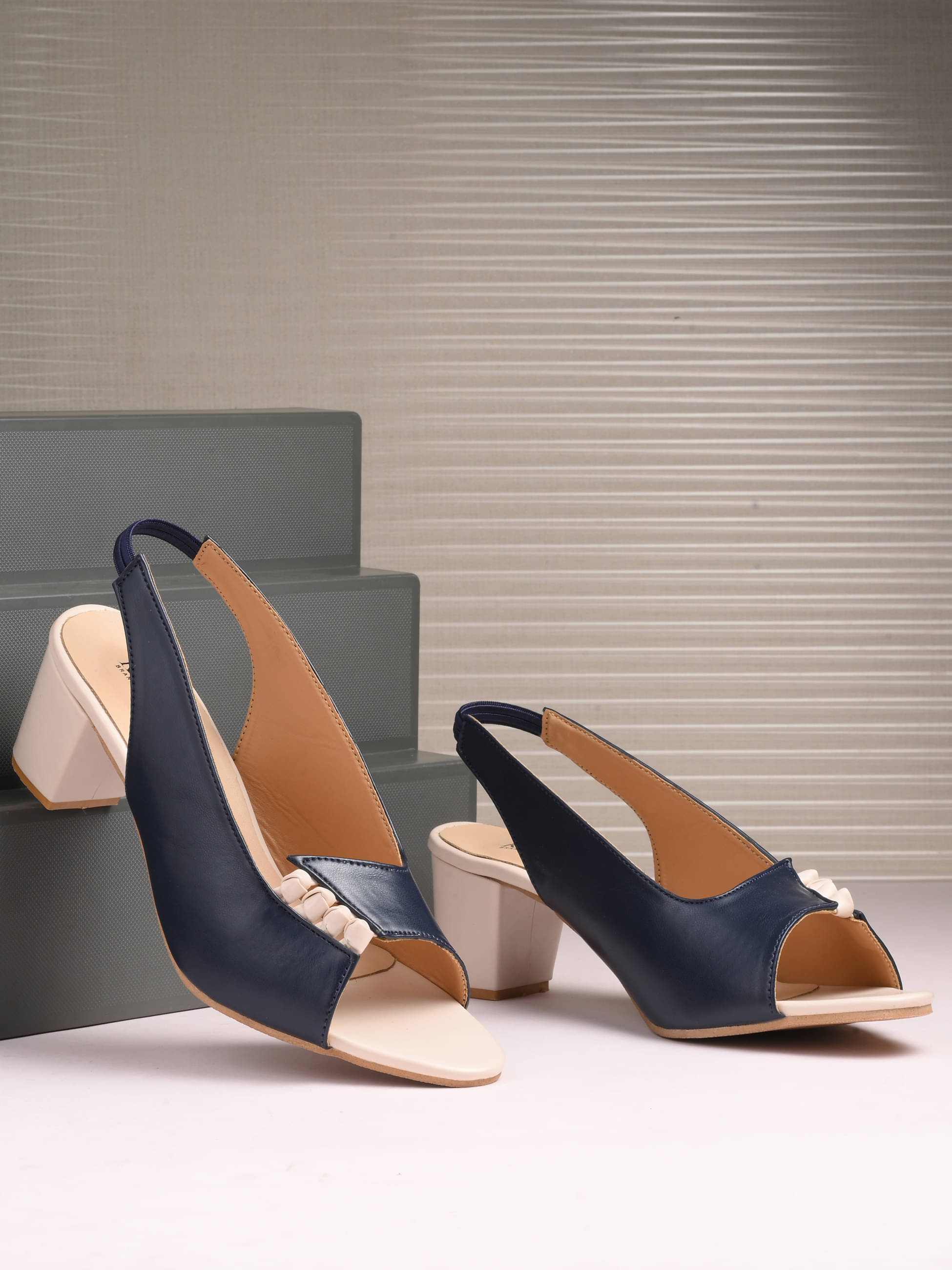     			KARADDI Blue Women's Flats