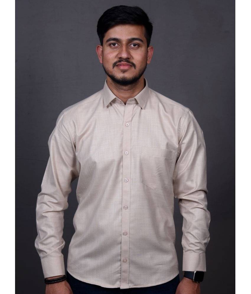     			KING'S COLLAR Cotton Blend Regular Fit Full Sleeves Men's Formal Shirt - Khaki ( Pack of 1 )