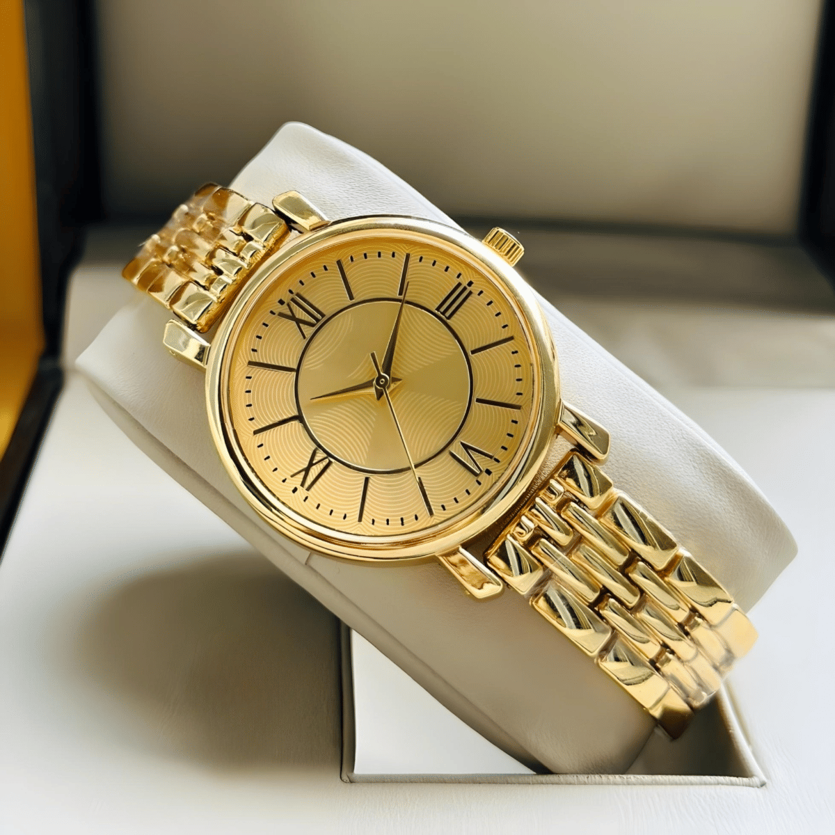     			LOUIS KOUROS Gold Metal Analog Womens Watch