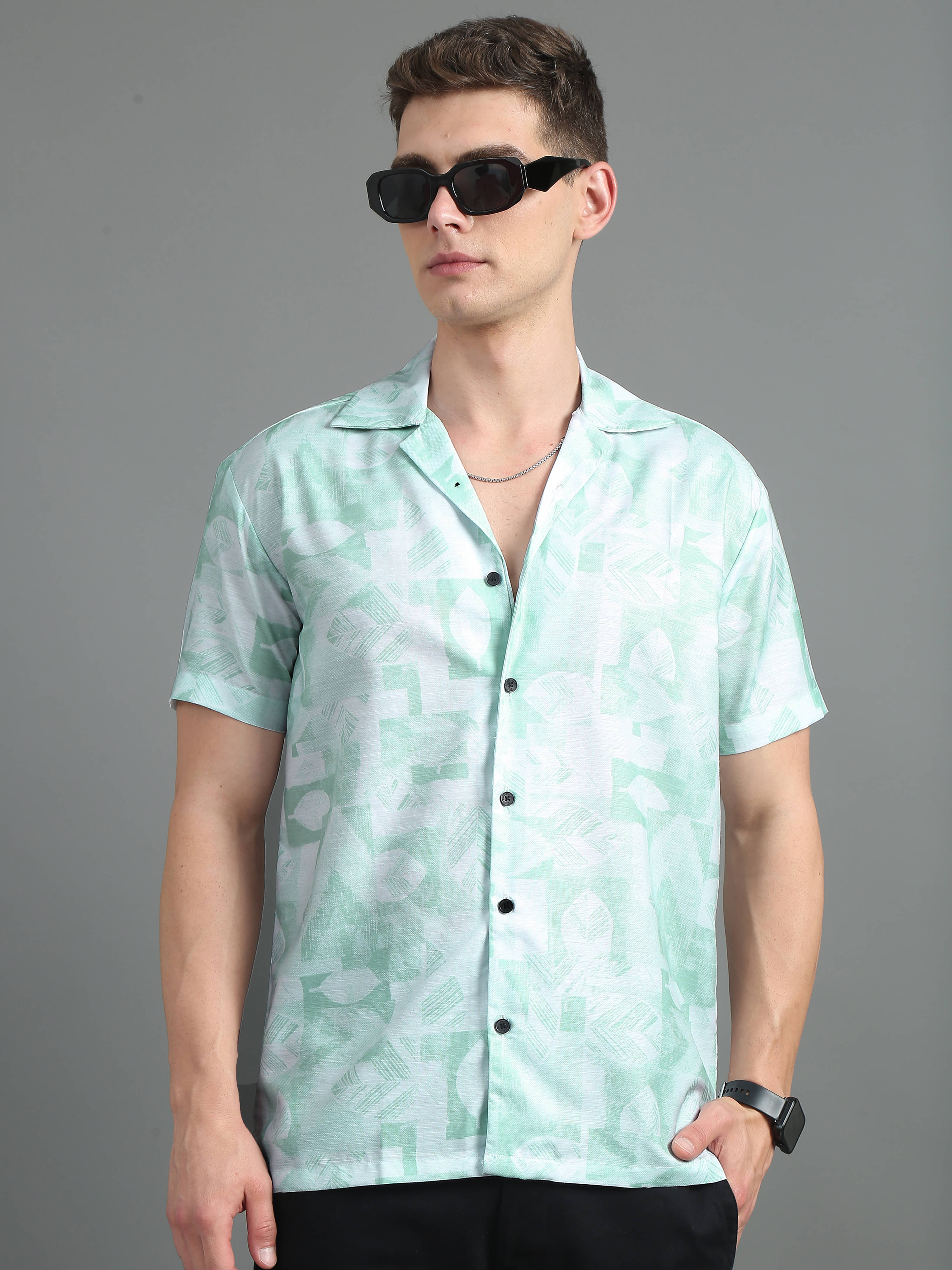     			Paul Street Polyester Slim Fit Printed Half Sleeves Men's Casual Shirt - Green ( Pack of 1 )