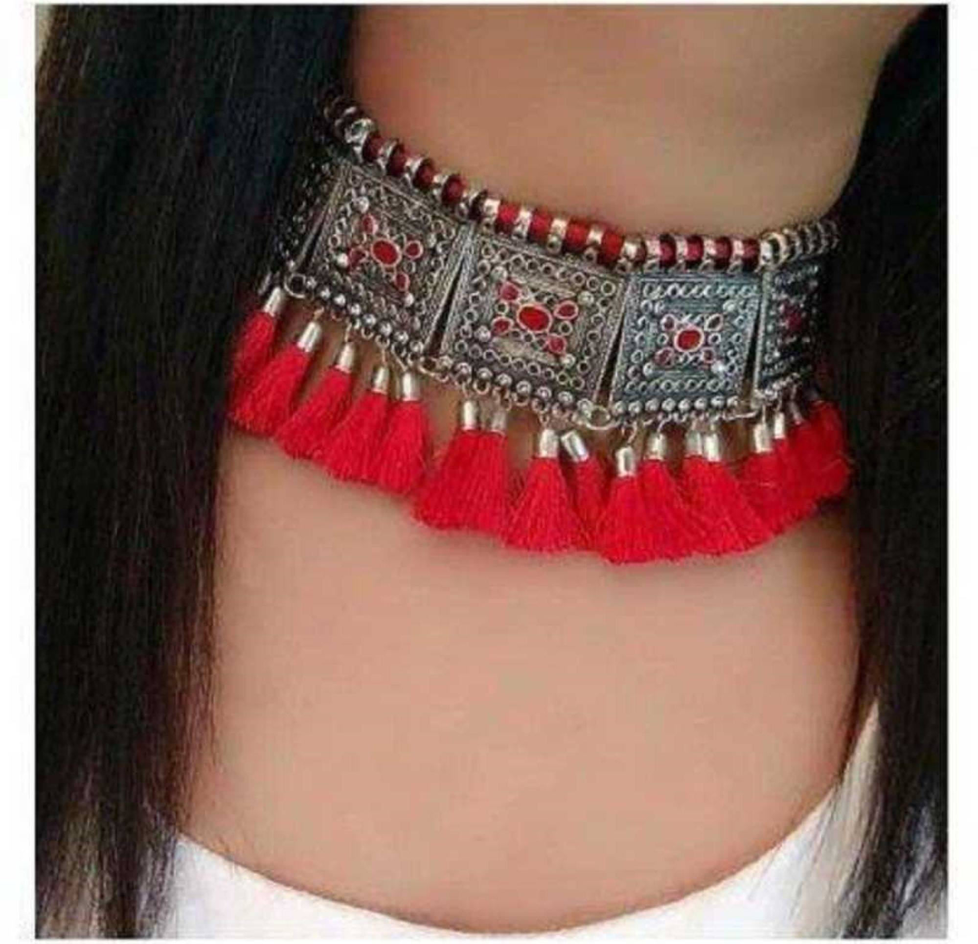    			Sunhari Jewels Red Alloy Necklace Set ( Pack of 1 )