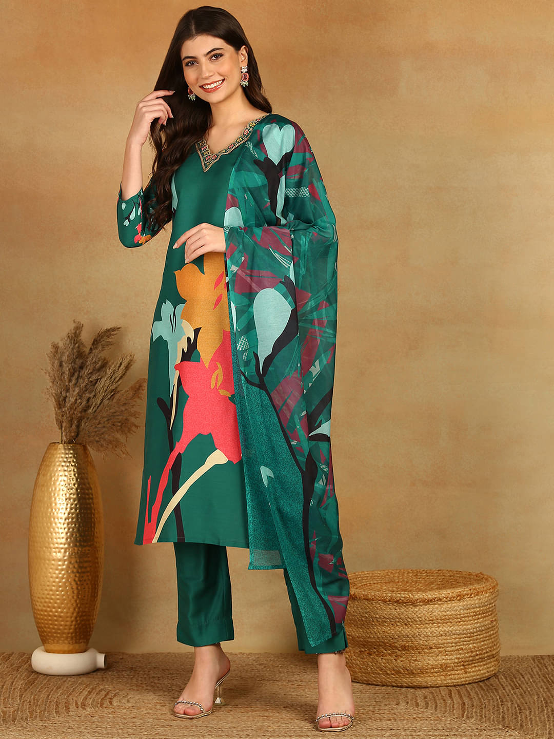     			Vaamsi Silk Blend Printed Kurti With Pants Women's Stitched Salwar Suit - Green ( Pack of 1 )