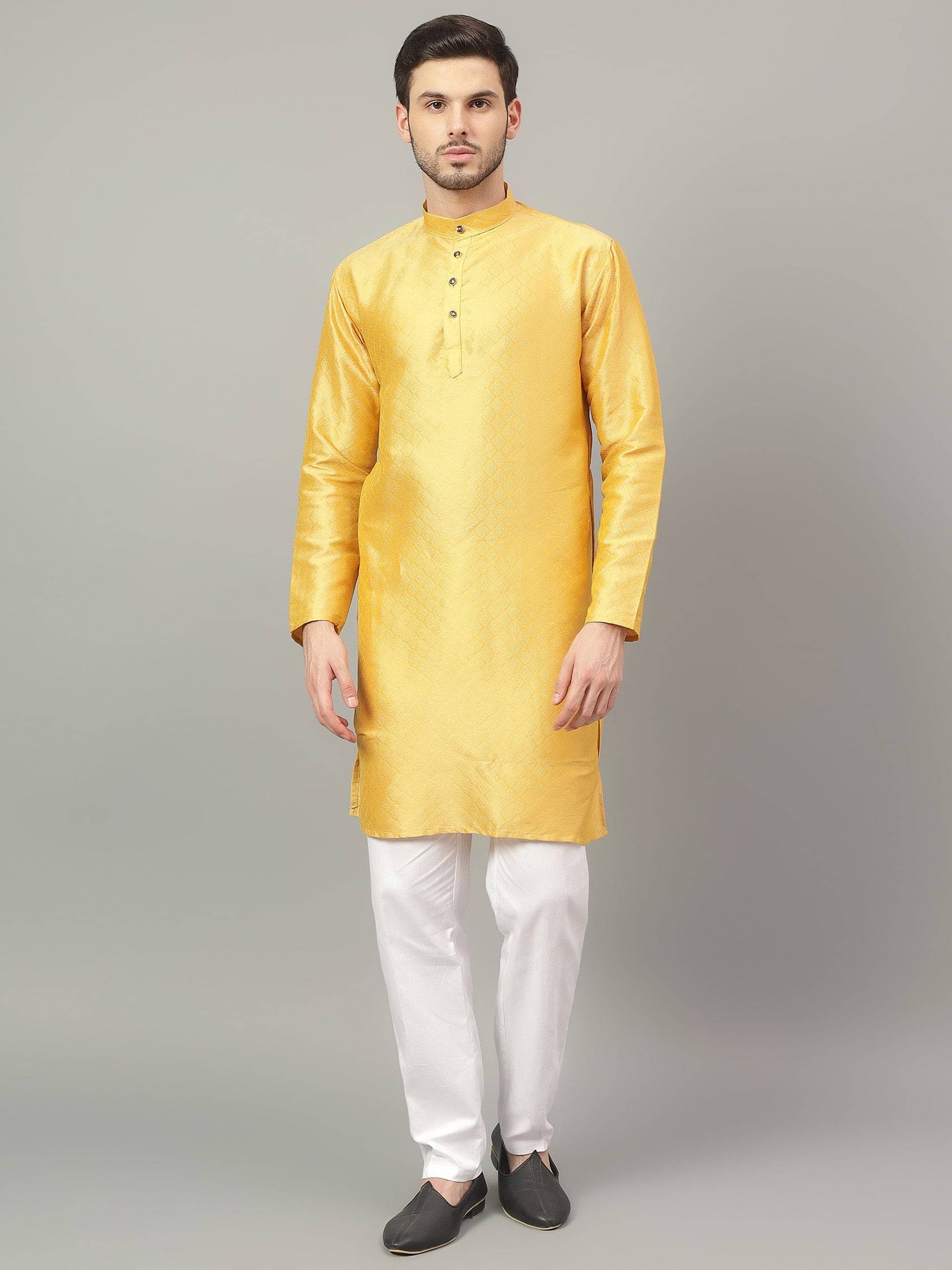     			Yugnik Gold Rayon Regular Fit Men's Kurta Pyjama Set ( Pack of 1 )