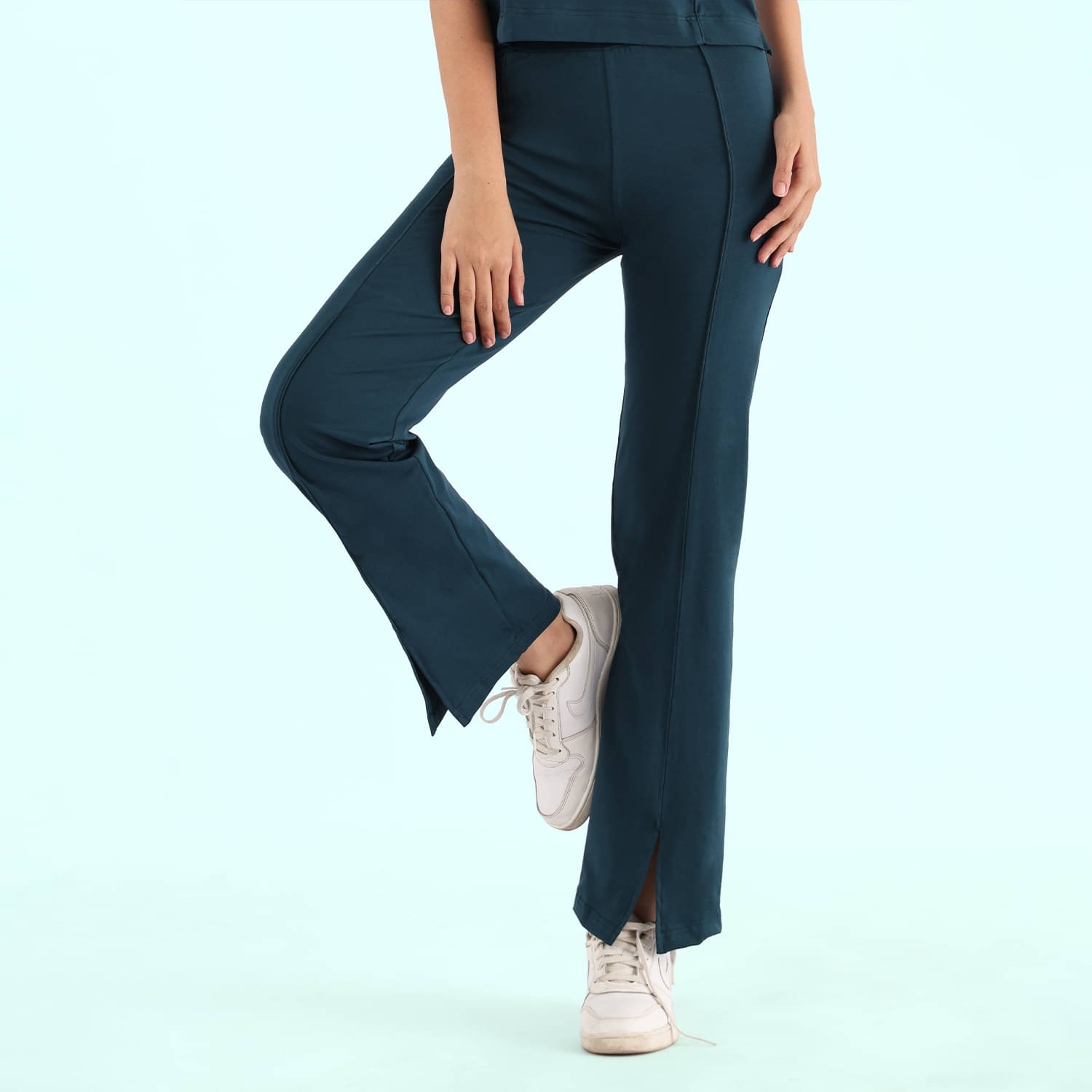     			Nite Flite Teal Cotton Women's Nightwear Pyjama ( Pack of 1 )