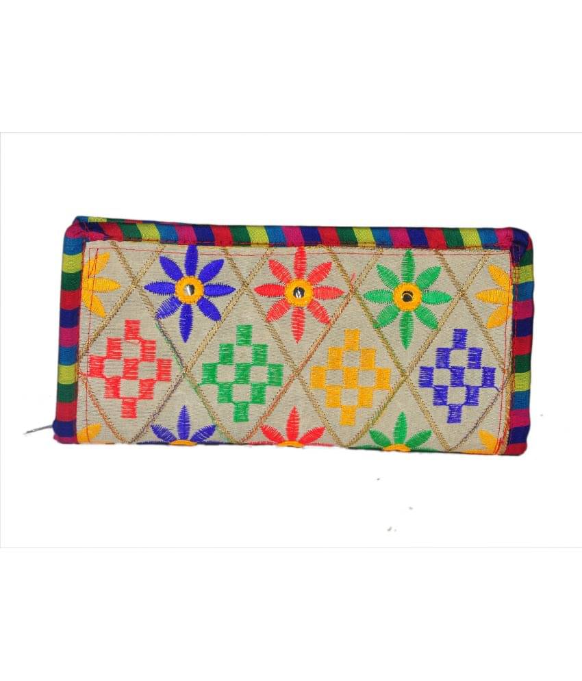     			SUNESH CREATION White Fabric Handheld