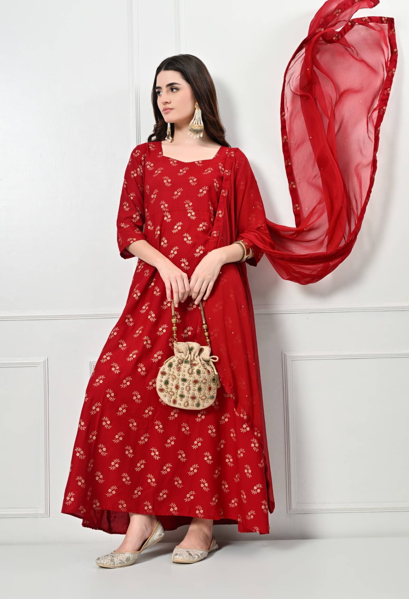 Desinoor.com Rayon Printed Anarkali Women's Kurti with Dupatta - Maroon ( Pack of 1 ) Desinoor.com Rayon Printed Anarkali Women's Kurti with Dupatta - Maroon ( Pack of 1 )