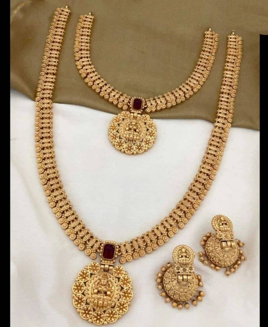     			Padmavati Bangles Maroon Alloy Necklace Set ( Pack of 1 )