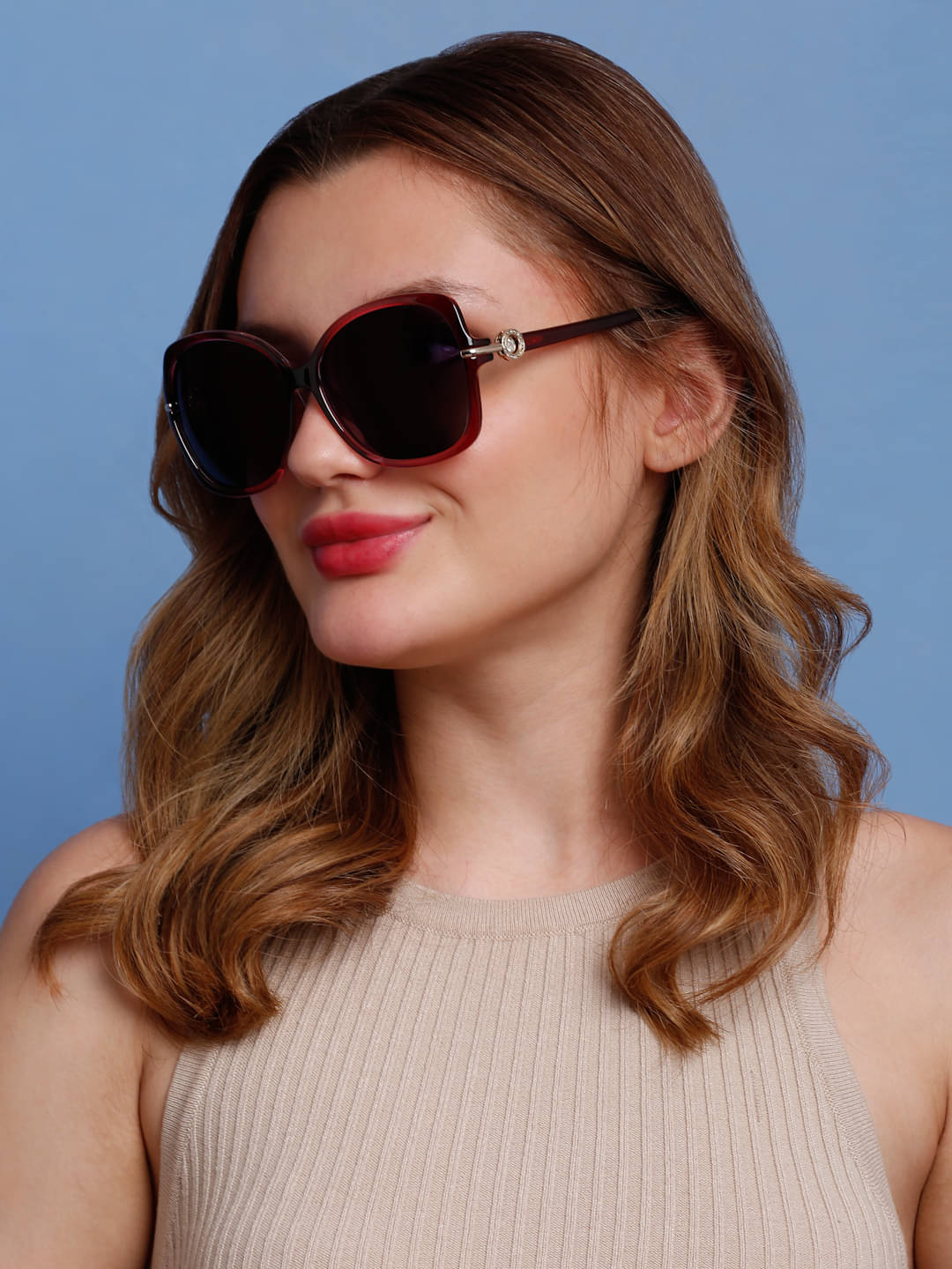     			Sunnies Maroon Oversized Sunglasses ( Pack of 1 )