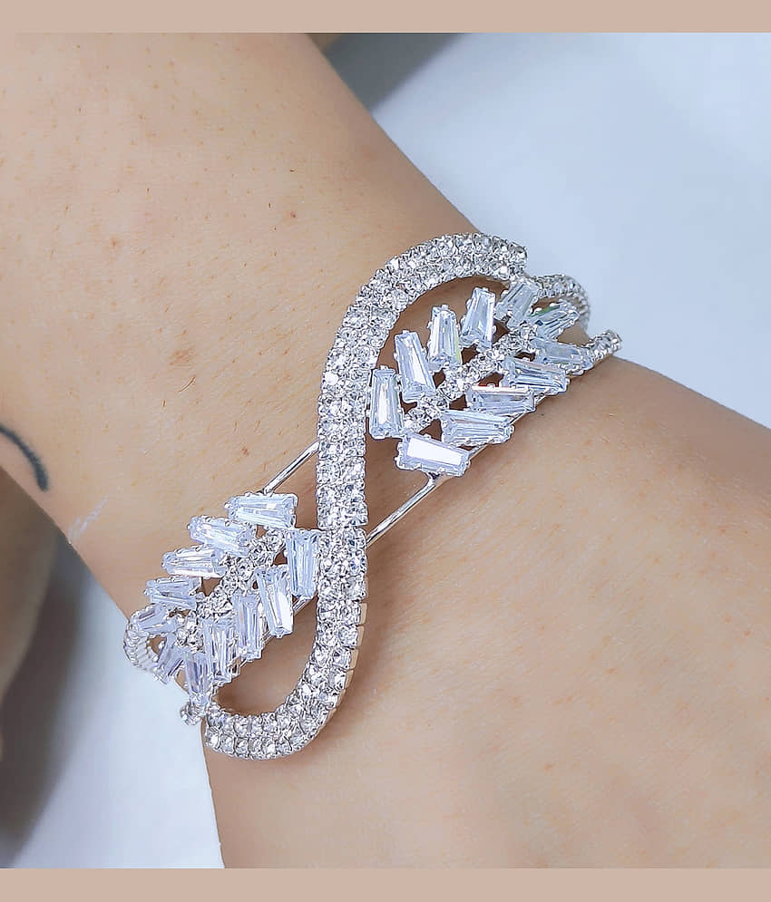 shankhraj mall Silver Bracelet ( Pack of 1 ) - Bangles & Bracelets | Buy online on ZillyBuy