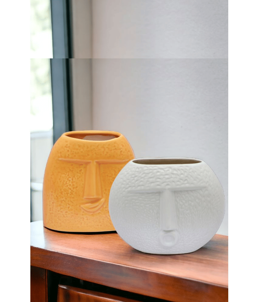     			Malaikah Ceramic Table Vase 12 cms - Pack of 2