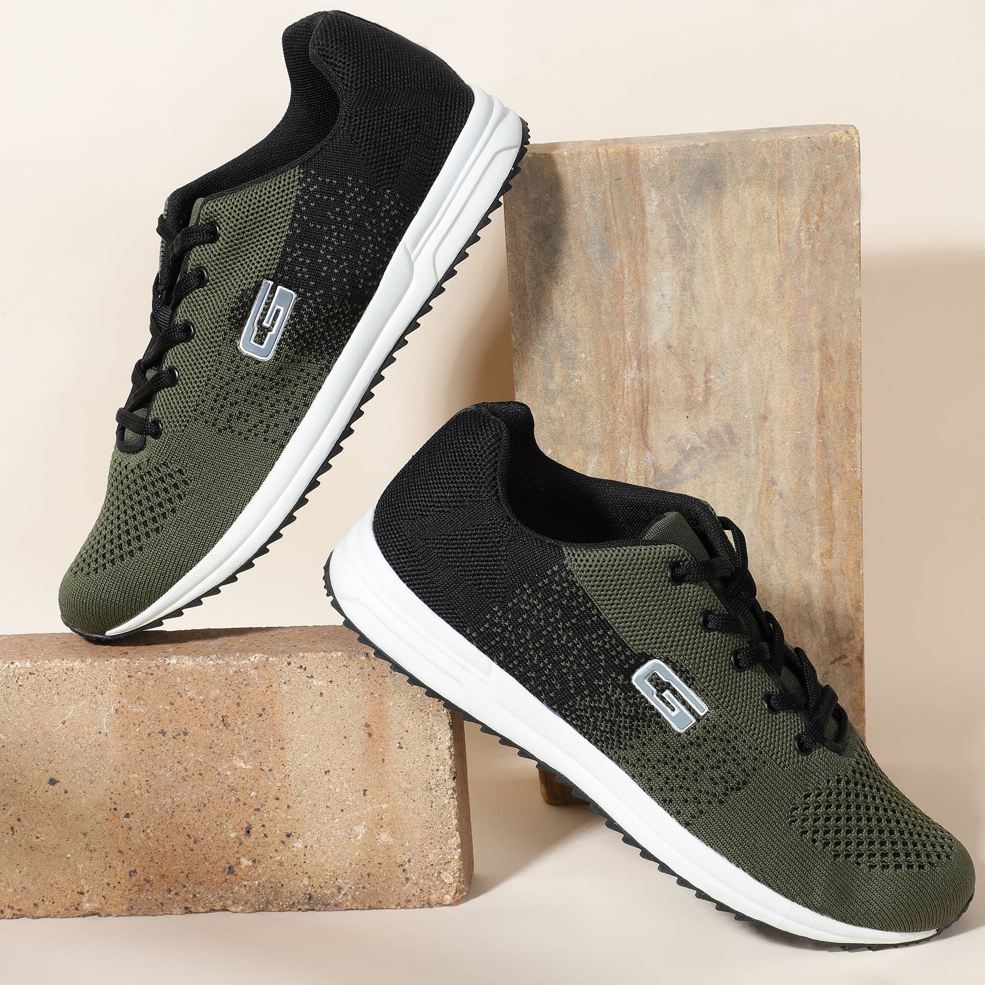     			GOLDSTAR Olive Men's Sports Running Shoes