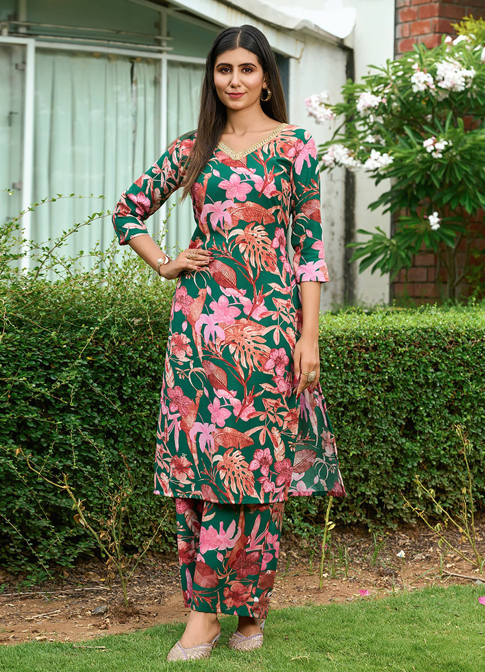 Trijal Fab Rayon Printed Kurti With Palazzo Women's Stitched Salwar Suit - Green ( Pack of 1 ) Trijal Fab Rayon Printed Kurti With Palazzo Women's Stitched Salwar Suit - Green ( Pack of 1 )