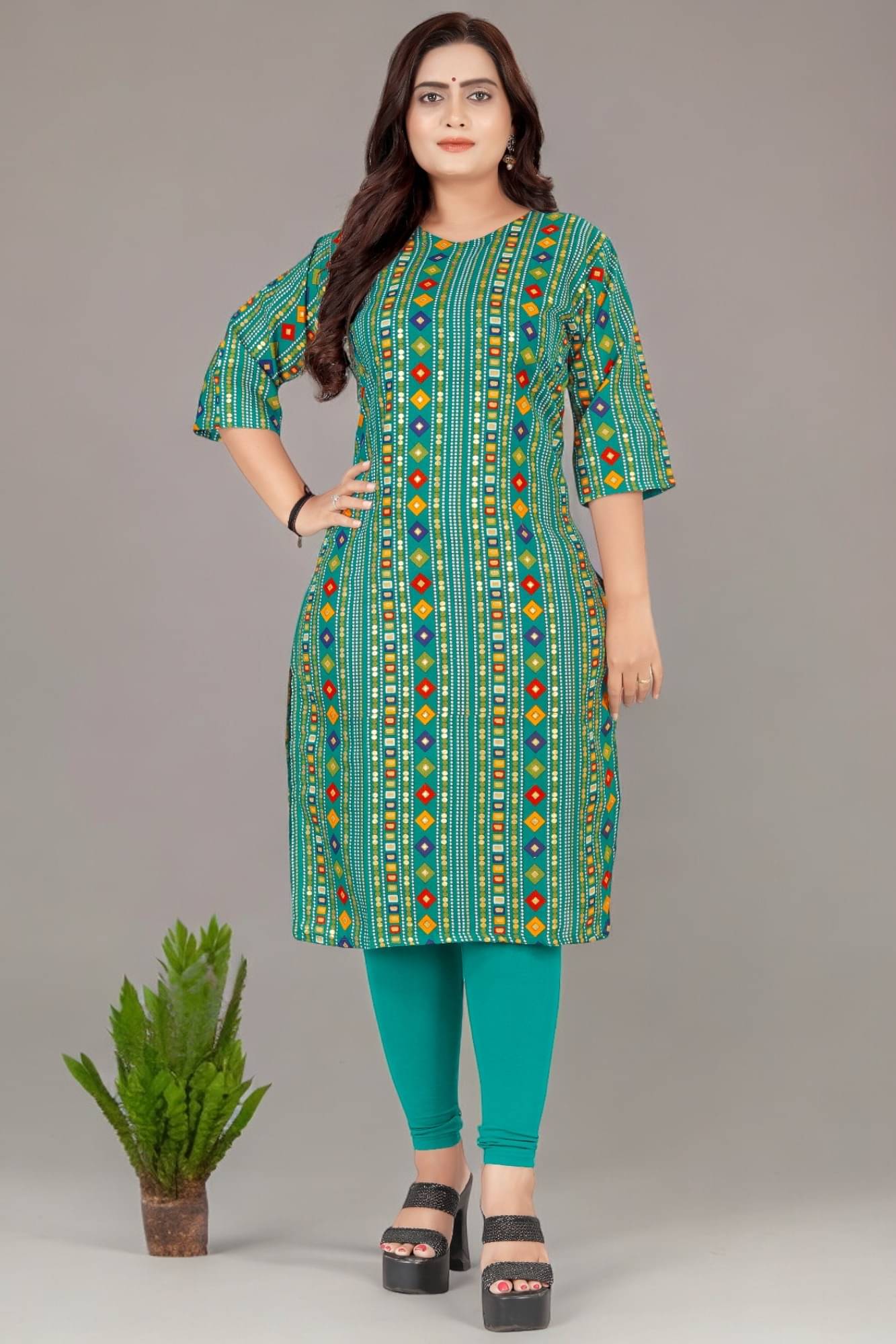     			AMTHI Cotton Blend Printed Straight Women's Kurti - Green ( Pack of 1 )
