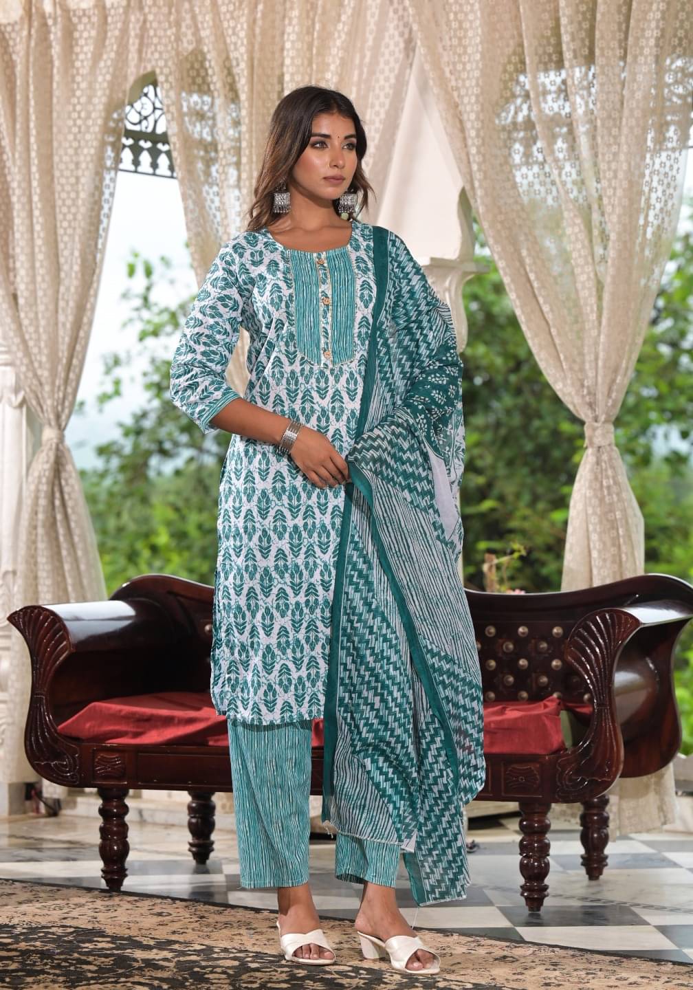     			Juniper Cotton Printed Kurti With Pants Women's Stitched Salwar Suit - Green ( Pack of 1 )