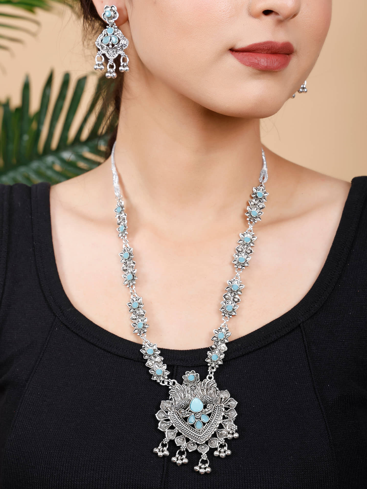 SUNHARI Blue Alloy Necklace Set ( Pack of 1 )