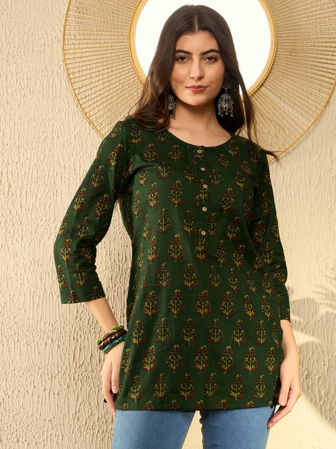 Vaamsi Green Cotton Blend Women's Tunic ( Pack of 1 )