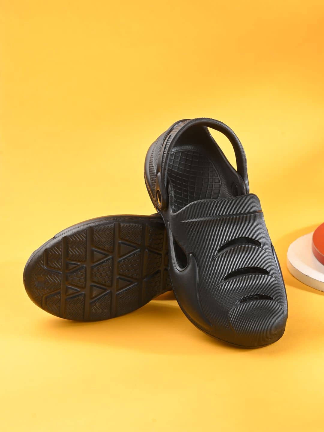 Big Fox - Black Men's Clogs
