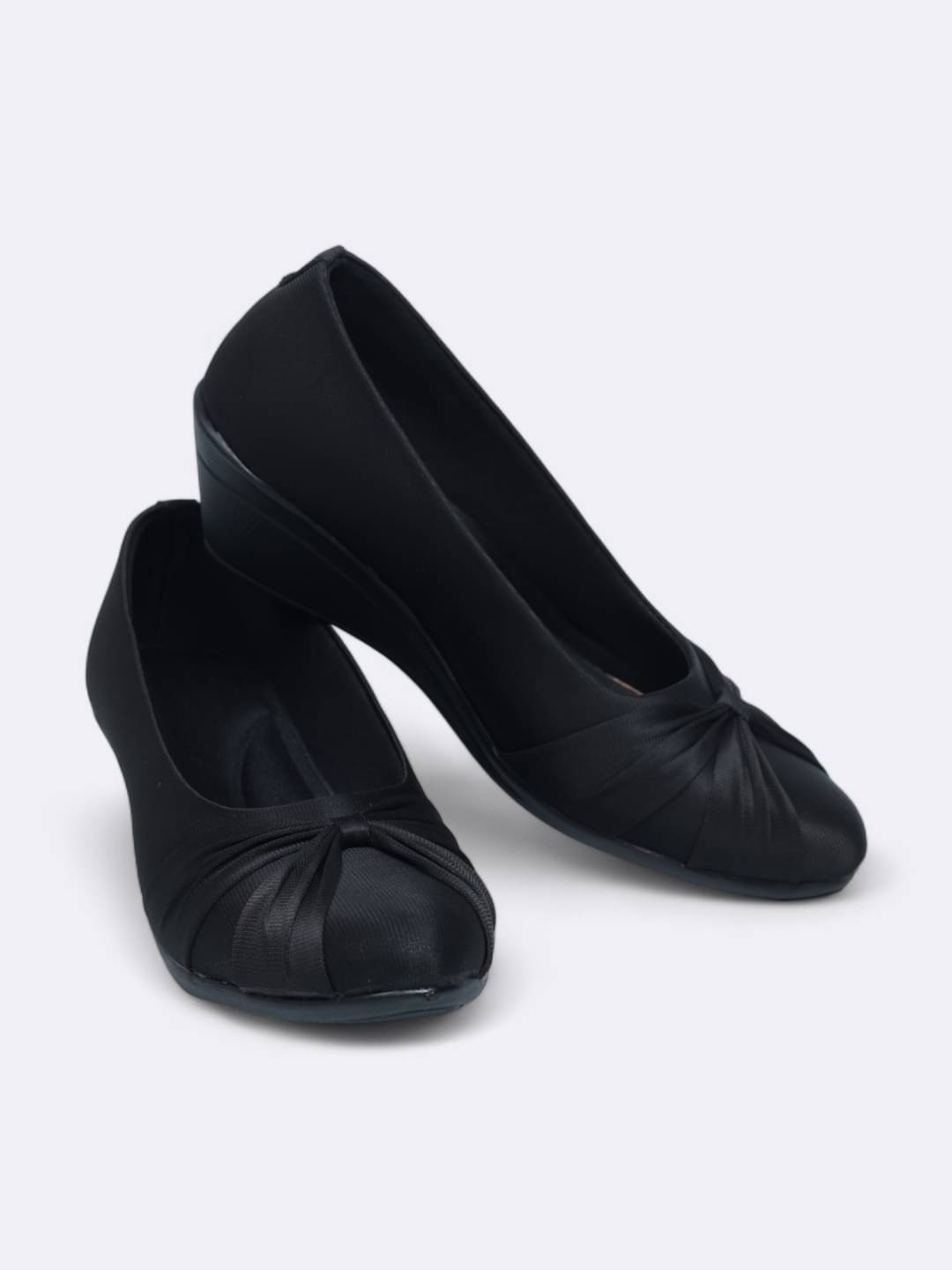     			PLANET WALK Black Women's Pumps Heels