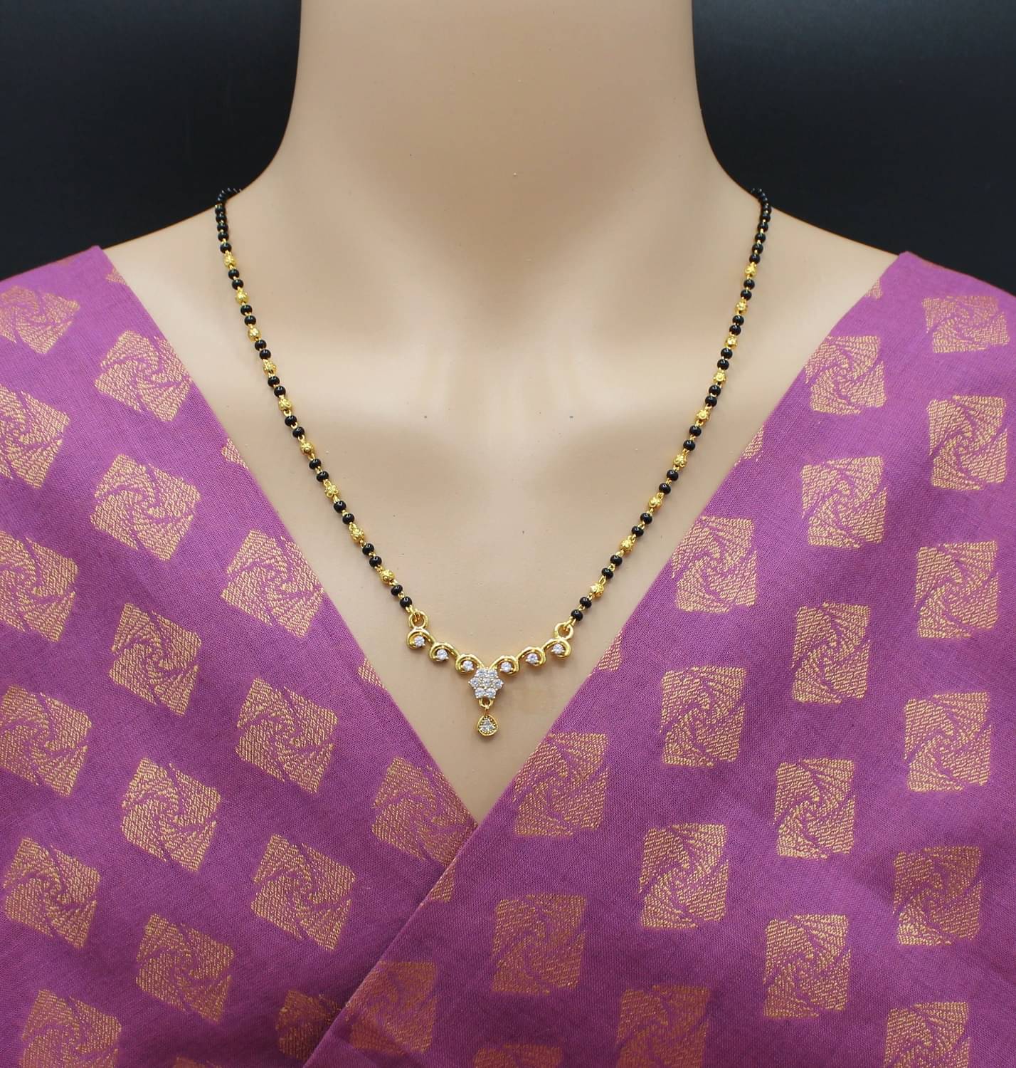     			SONI DESIGNS Golden Mangalsutra ( Pack of 1 )