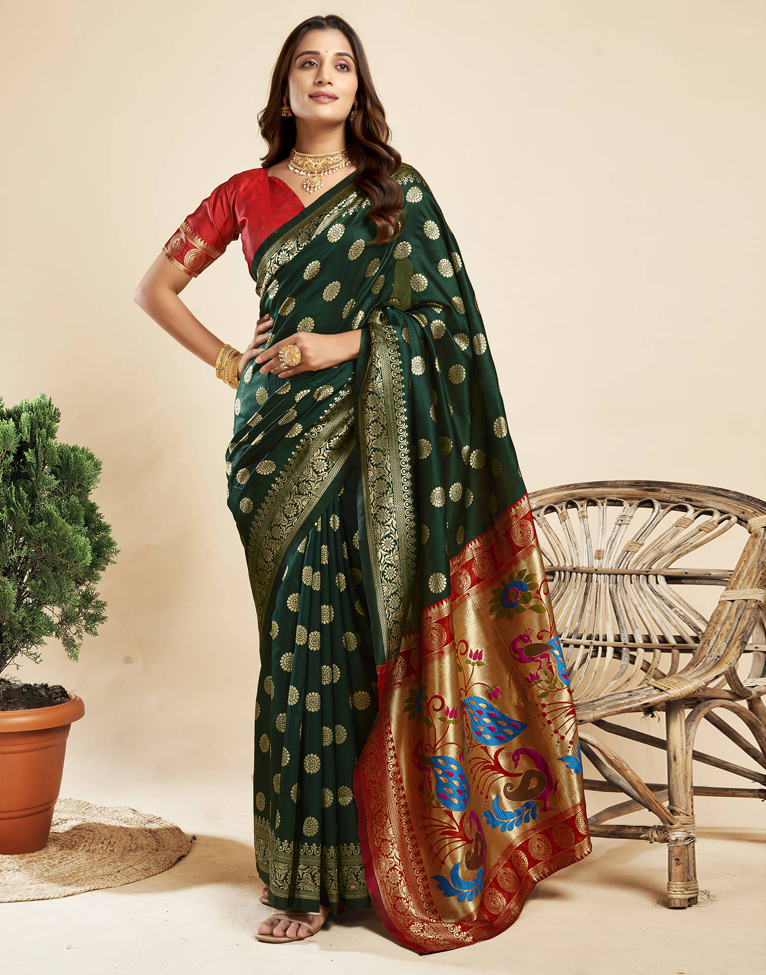 Samah Silk Blend Printed Saree With Unstitched Blouse Piece ( Green ) Samah Silk Blend Printed Saree With Unstitched Blouse Piece ( Green )