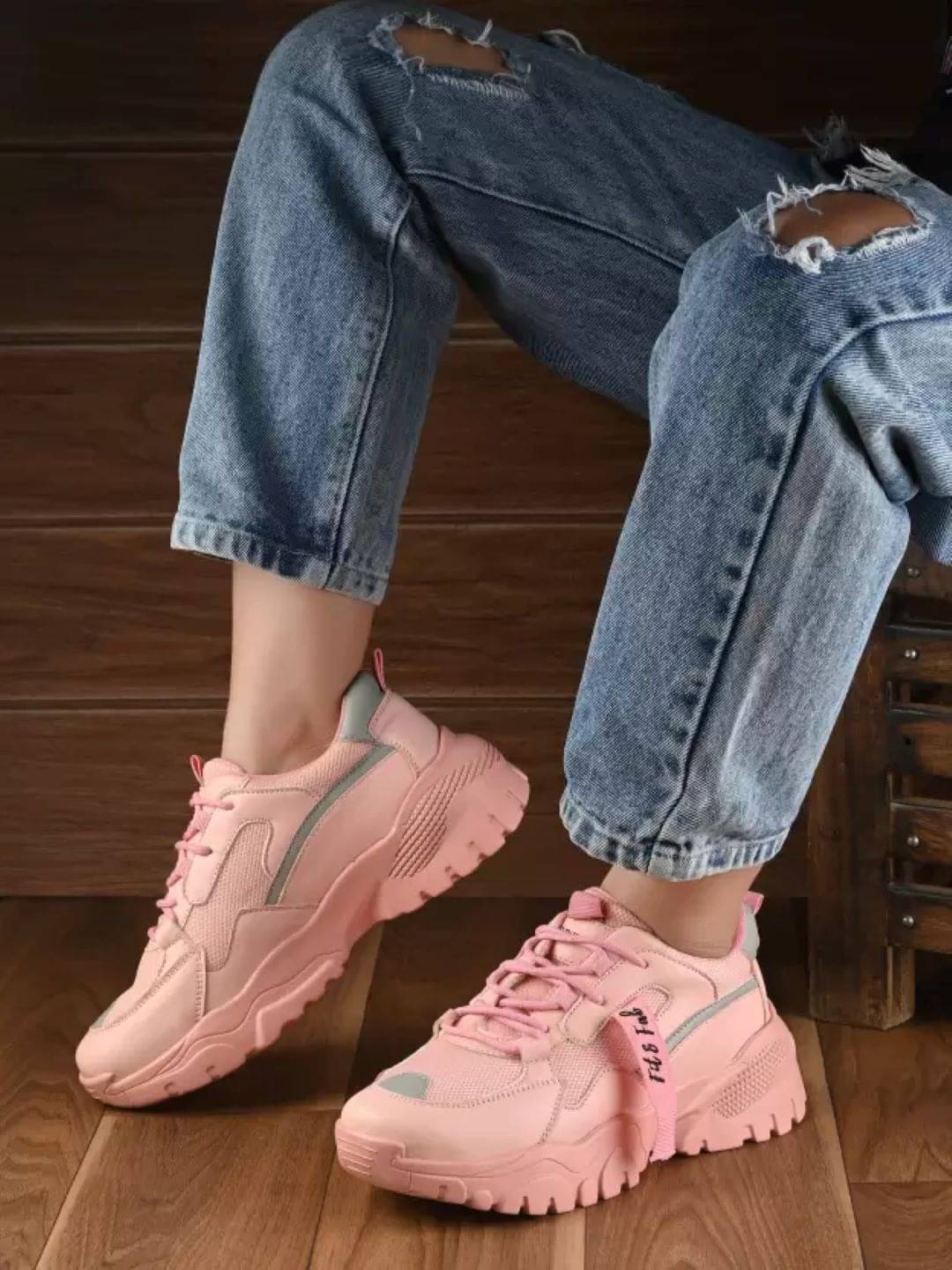     			Big Fox Pink Women's Sneakers