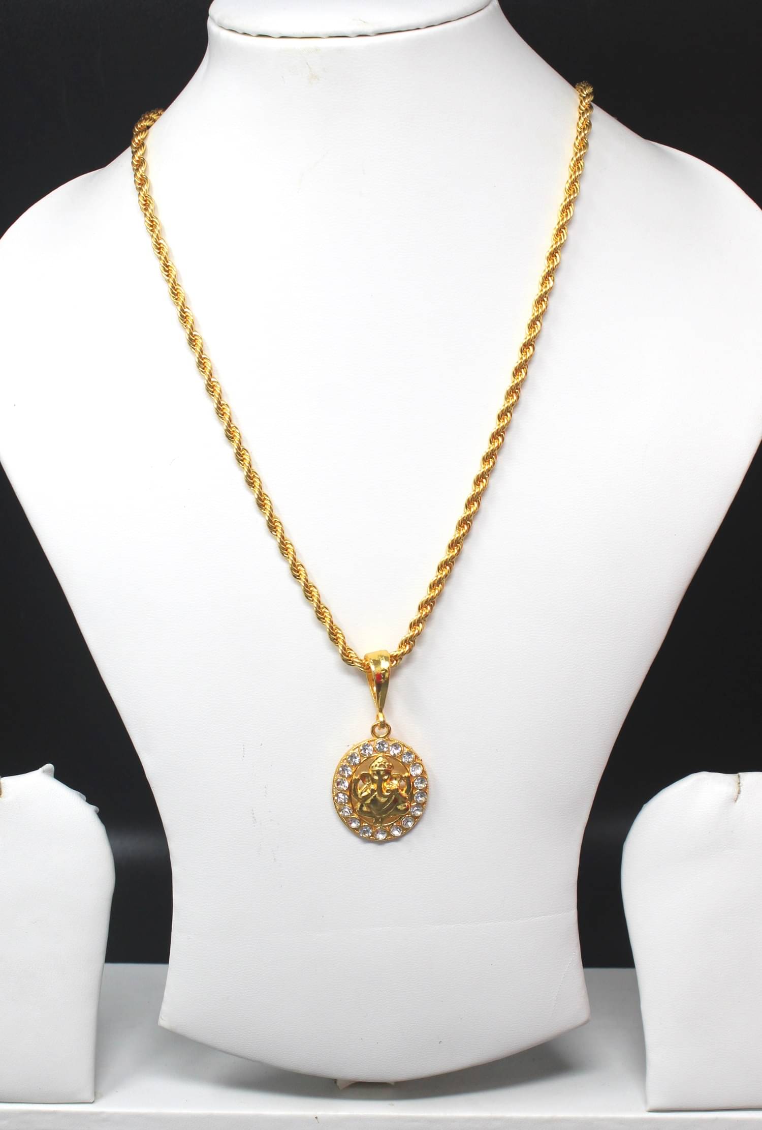     			Gold plated chain with pendant necklace jewelry set for men women unisex