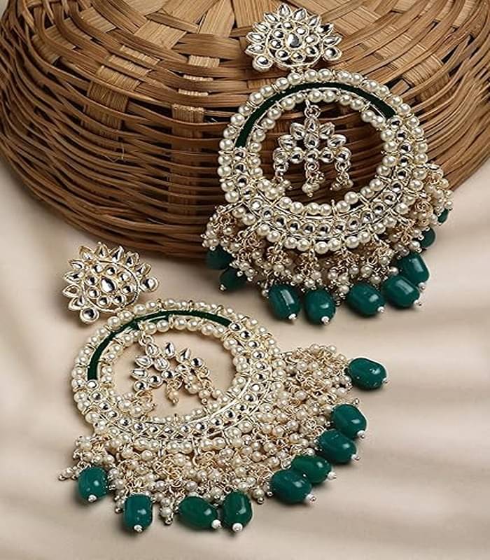     			Padmavati Bangles Green Chandbalis Earrings ( Pack of 1 )