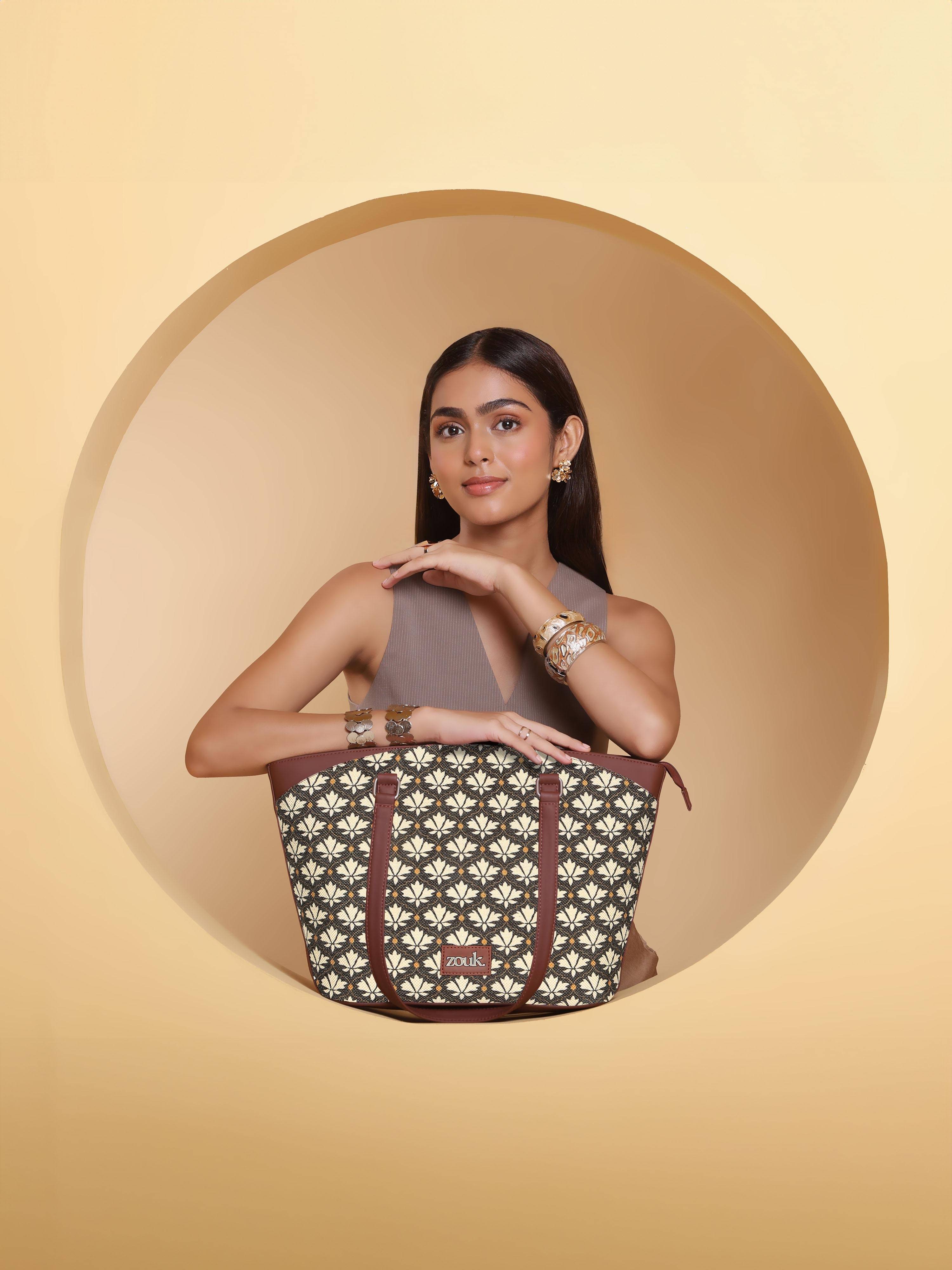     			Zouk Tote Bag Jute Set of 1 ( Black )