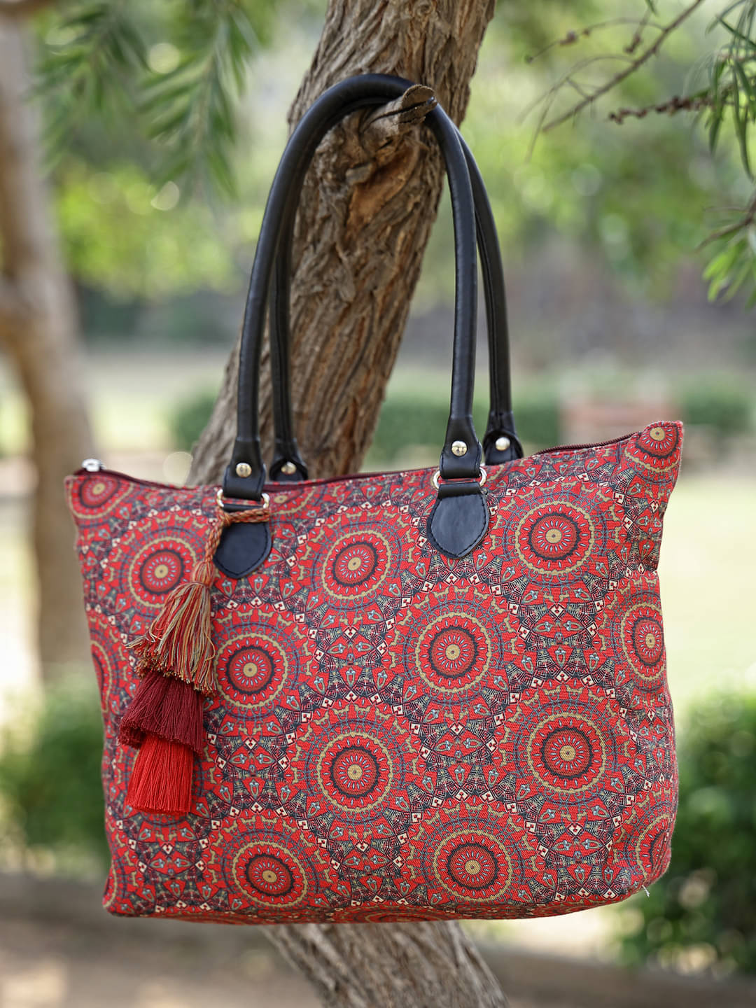     			Anekaant Shoulder Bag PU Set of 1 ( Red )