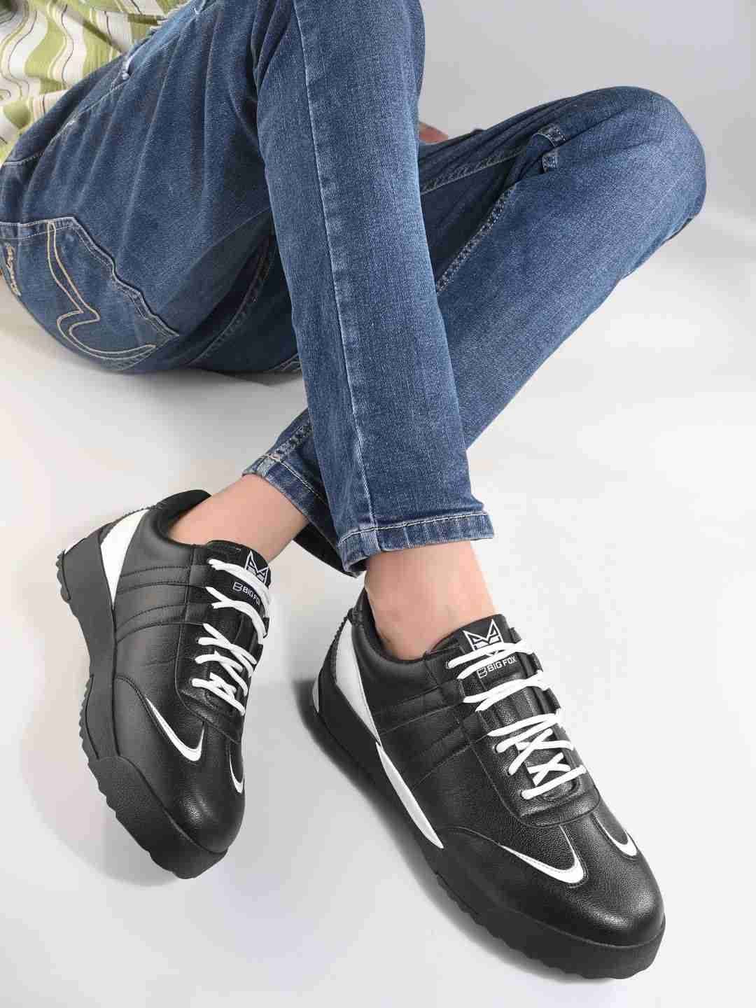     			Big Fox Black Men's Lifestyle Shoes