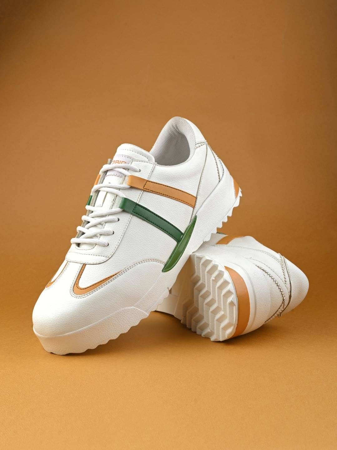    			Big Fox White Men's Lifestyle Shoes
